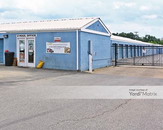 Photo 3 of Economy Storage - 3325 Leonardtown Road, Waldorf, MD