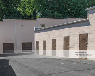 Photo 3 of Castle Mini Storage - 12040 Parklawn Drive, Rockville, MD