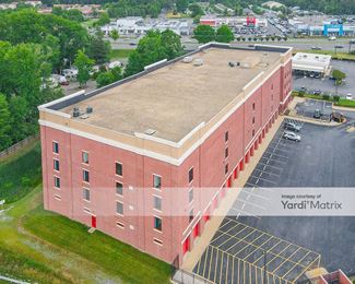 Photo 5 of Public Storage - 12120 Pierce Road, Waldorf, MD