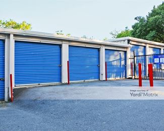 Photo 4 of Mini U Storage - 3800 64th Avenue, Landover Hills, MD