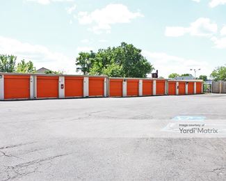 Photo 4 of Public Storage - 4318 Kenilworth Avenue, Hyattsville, MD
