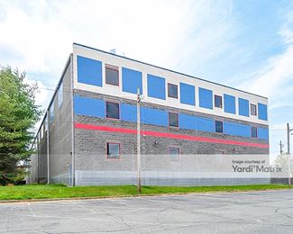 Photo 3 of Public Storage - 12311 Parklawn Drive, Rockville, MD