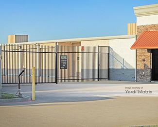 Photo 2 of Extra Space Storage - 1455 Highway 66, Garland, TX