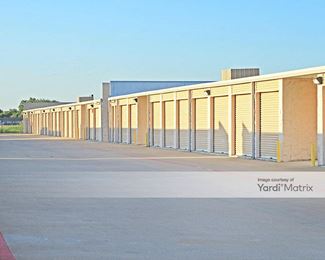 Photo 3 of Extra Space Storage - 1455 Highway 66, Garland, TX