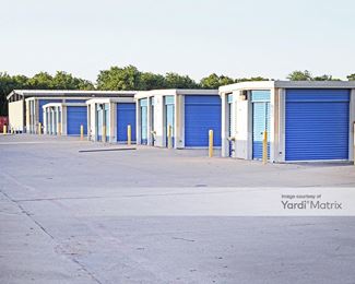 Photo 4 of SecurCare Storage - 231 West Farm to Market 544, Murphy, TX
