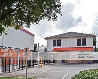 Photo 3 of Public Storage - 1321 West 5th Street, Austin, TX