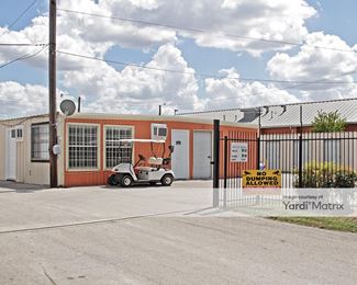 Photo 2 of River Road Self Storage - 880 River Road, San Marcos, TX