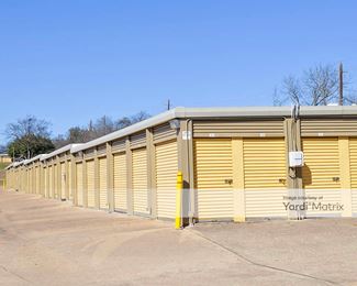 Photo 2 of Extra Space Storage - 9706 Menchaca Road, Austin, TX
