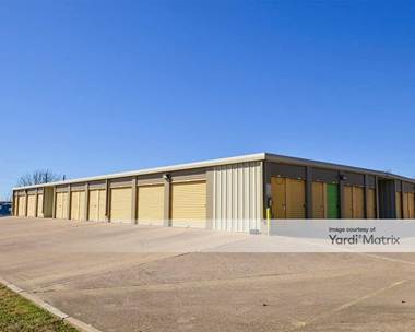Storage Units for Rent available at 9706 Menchaca Road, Austin, TX 78748