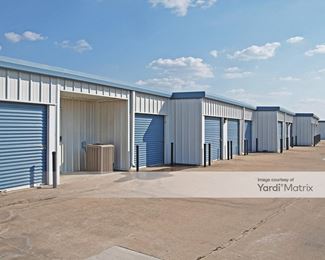 Photo 3 of Avid Storage - 5280 Highway 71 East, Del Valle, TX