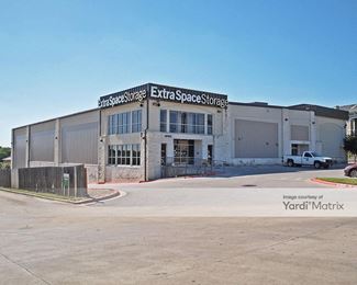 Photo 3 of Extra Space Storage - 12506 North Lamar Blvd, Austin, TX