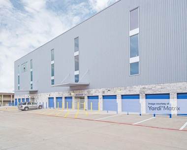 Storage Units for Rent available at 6901 North I - 35, Austin, TX 78752