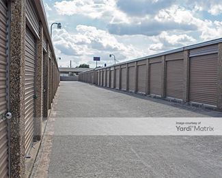 Photo 4 of Meadowcrest Self Storage - 6750 Meadow Crest, North Richland Hills, TX