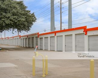 Photo 2 of Public Storage - 6712 Crowley Road, Fort Worth, TX