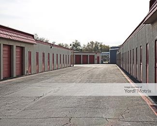 Photo 2 of SecurCare Self Storage - 3654 West Pioneer Pkwy, Pantego, TX