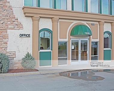 Storage Units for Rent available at 7600 McCart Avenue, Fort Worth, TX 76133