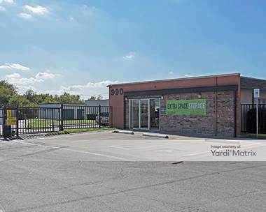 Storage Units for Rent available at 990 Alta Mere Drive, Fort Worth, TX 76116