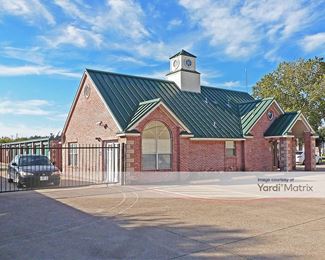 Photo 1 of Extra Space Storage - 2044 West State Highway 114, Grapevine, TX