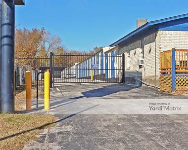 Storage Units for Rent available at 1139 Fort Worth Hwy, Weatherford, TX 76086