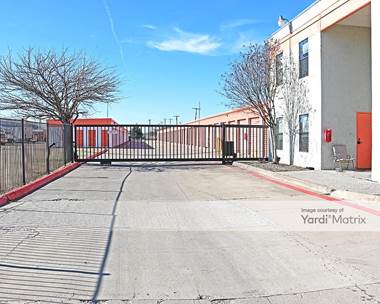 Storage Units for Rent available at 9200 Oak Grove Road, Fort Worth, TX 76140