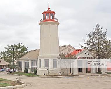 Storage Units for Rent available at 747 Grapevine Hwy, Hurst, TX 76054