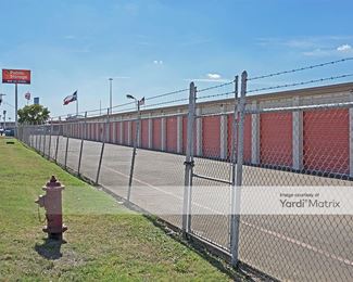 Photo 4 of Public Storage - 4921 Davis Blvd, North Richland Hills, TX