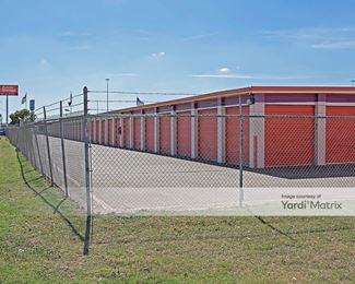 Photo 5 of Public Storage - 4921 Davis Blvd, North Richland Hills, TX