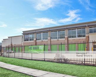 Photo 4 of Extra Space Storage - 4820 Western Center Blvd, Haltom City, TX