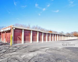 Photo 4 of Extra Space Storage - 88 Grapevine Hwy, Hurst, TX