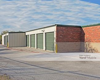 Photo 4 of Convenient Self Storage - 6600 Granbury Road, Fort Worth, TX