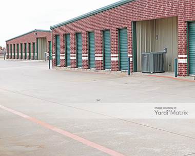 Storage Units for Rent available at 304 South Colonial Drive, Cleburne, TX 76033