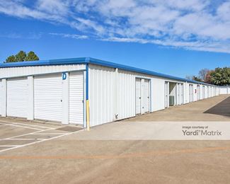 Photo 5 of Public Storage - 1800 West Sublet Road, Arlington, TX
