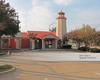 Photo 1 of Public Storage - 5275 South Cooper Street, Arlington, TX