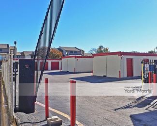 Photo 3 of Fortify Self Storage - 2331 South Collins Street, Arlington, TX