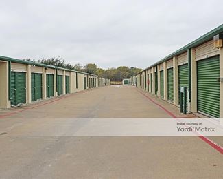 Photo 4 of Storage Depot - 3414 South Collins Street, Arlington, TX