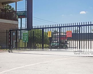 Photo 1 of Extra Space Storage - 2255 North Highway 360, Grand Prairie, TX
