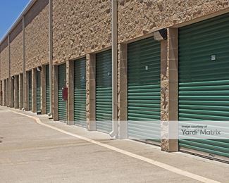 Photo 4 of Extra Space Storage - 2255 North Highway 360, Grand Prairie, TX
