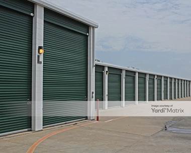 Storage Units for Rent available at 4660 TX 360, Grand Prairie, TX 75052