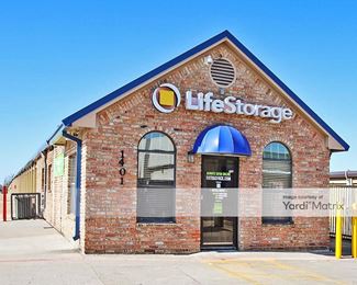 Photo 1 of Extra Space Storage - 1401 Blue Danube, Arlington, TX