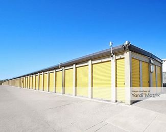 Photo 2 of Extra Space Storage - 1401 Blue Danube, Arlington, TX