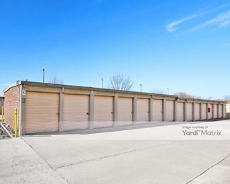 Photo 3 of Extra Space Storage - 6162 Southwest Blvd, Banbrook, TX