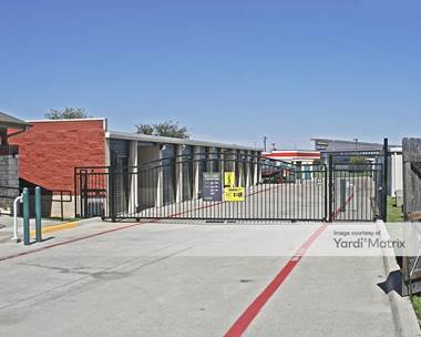 Storage Units for Rent available at 9528 White Settlement Road, Fort Worth, TX 76108