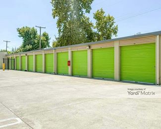 Photo 2 of Extra Space Storage - 1022 Gibson Road, Woodland, CA