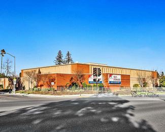 Photo 2 of Devon Self Storage - 4111 Marconi Avenue, Sacramento, CA