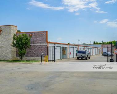 Storage Units for Rent available at 1460 South Interstate 35 E, Lancaster, TX 75146
