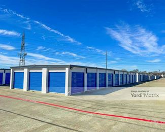 Photo 4 of Morningstar Storage - 1850 McGee Lane, Lewisville, TX