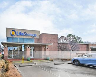 Photo 1 of Extra Space Storage - 2711 Justin Road, Flower Mound, TX