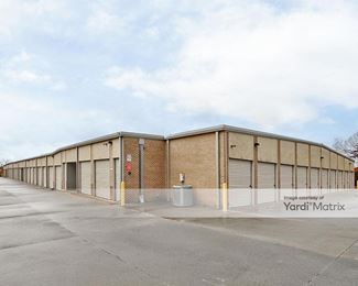 Photo 4 of Extra Space Storage - 2711 Justin Road, Flower Mound, TX