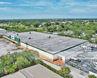 Photo 4 of Extra Space Storage - 13100 66th Street North, Largo, FL