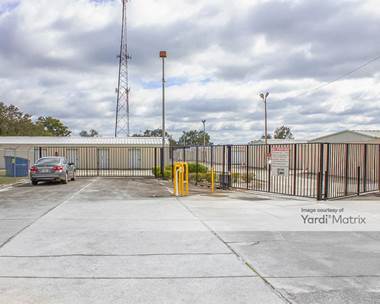 Storage Units for Rent available at 330 Commonwealth Avenue North, Polk City, FL 33868
